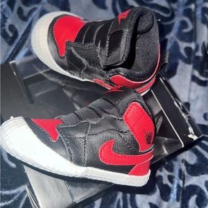 Baby Jordan 1 crib bootie black variety red white LIKE NEW